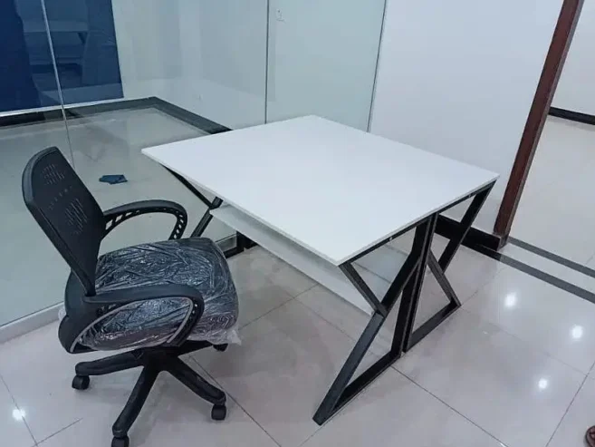 Laptop Tables/Folding Tables/office Tables/adjustable table