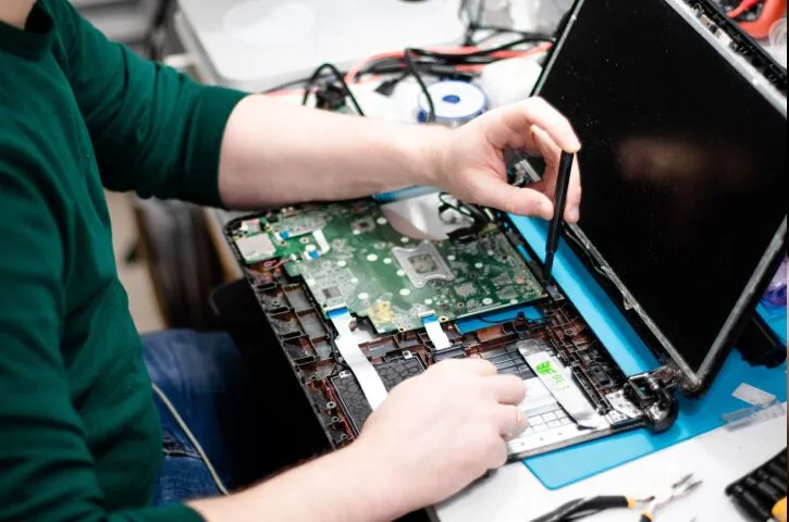 Computer laptop Annual Maintenance Contract in Just Rs.2000/-