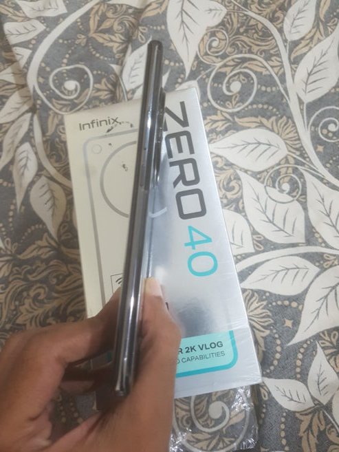 Infinix Zero 40 Available For Sale In full Warranty