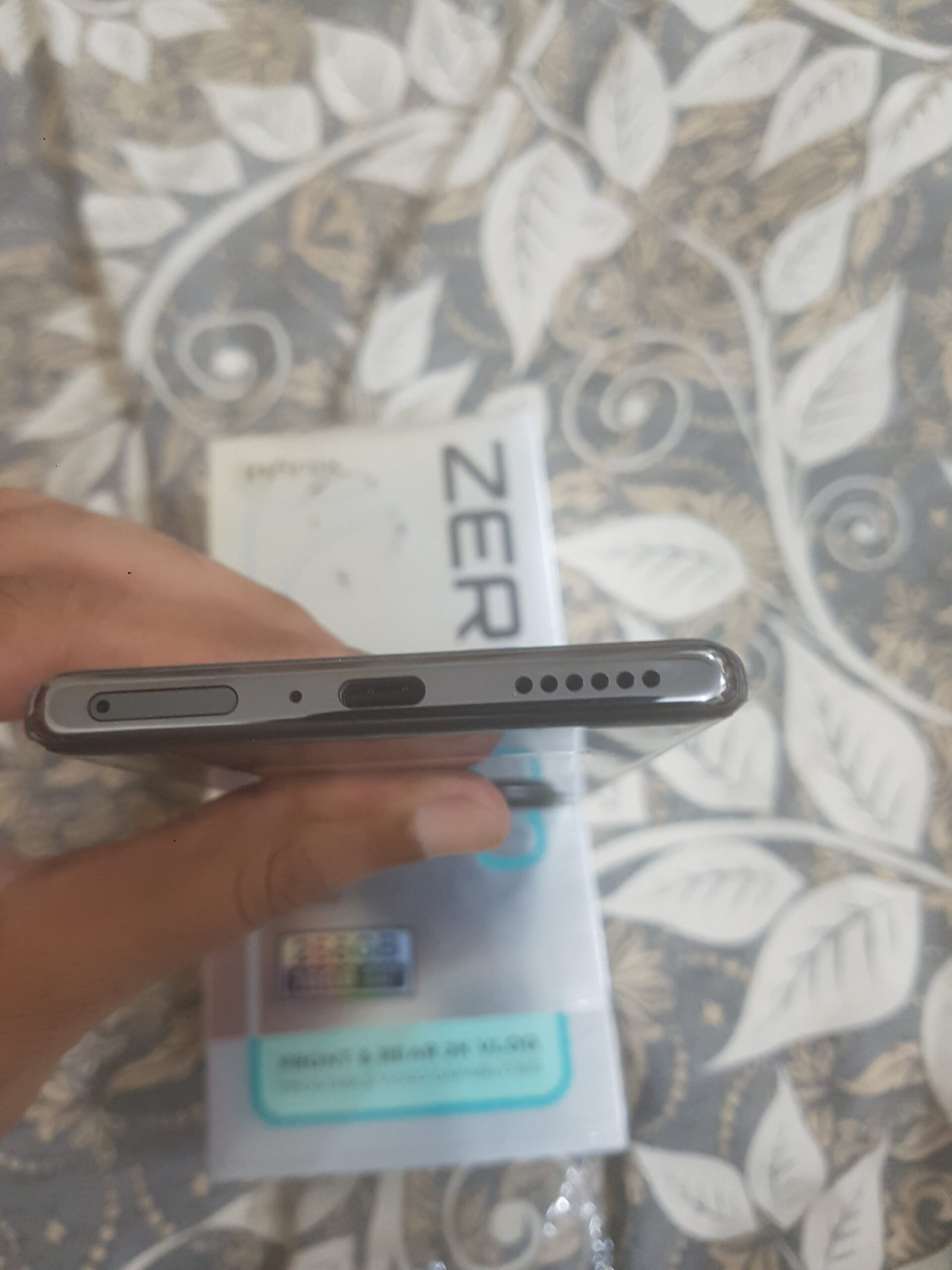Infinix Zero 40 Available For Sale In full Warranty