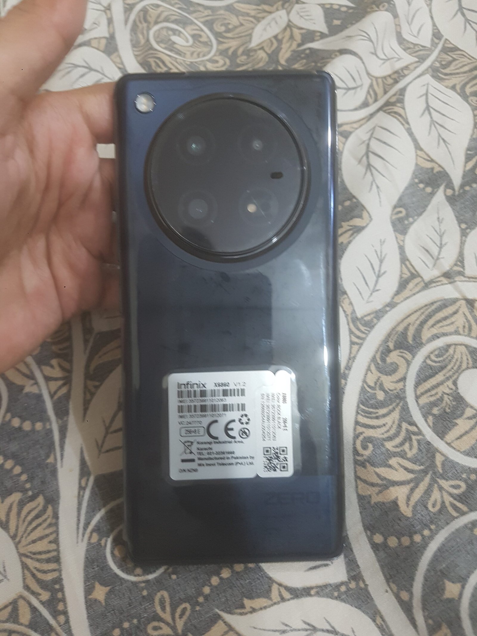 Infinix Zero 40 Available For Sale In full Warranty