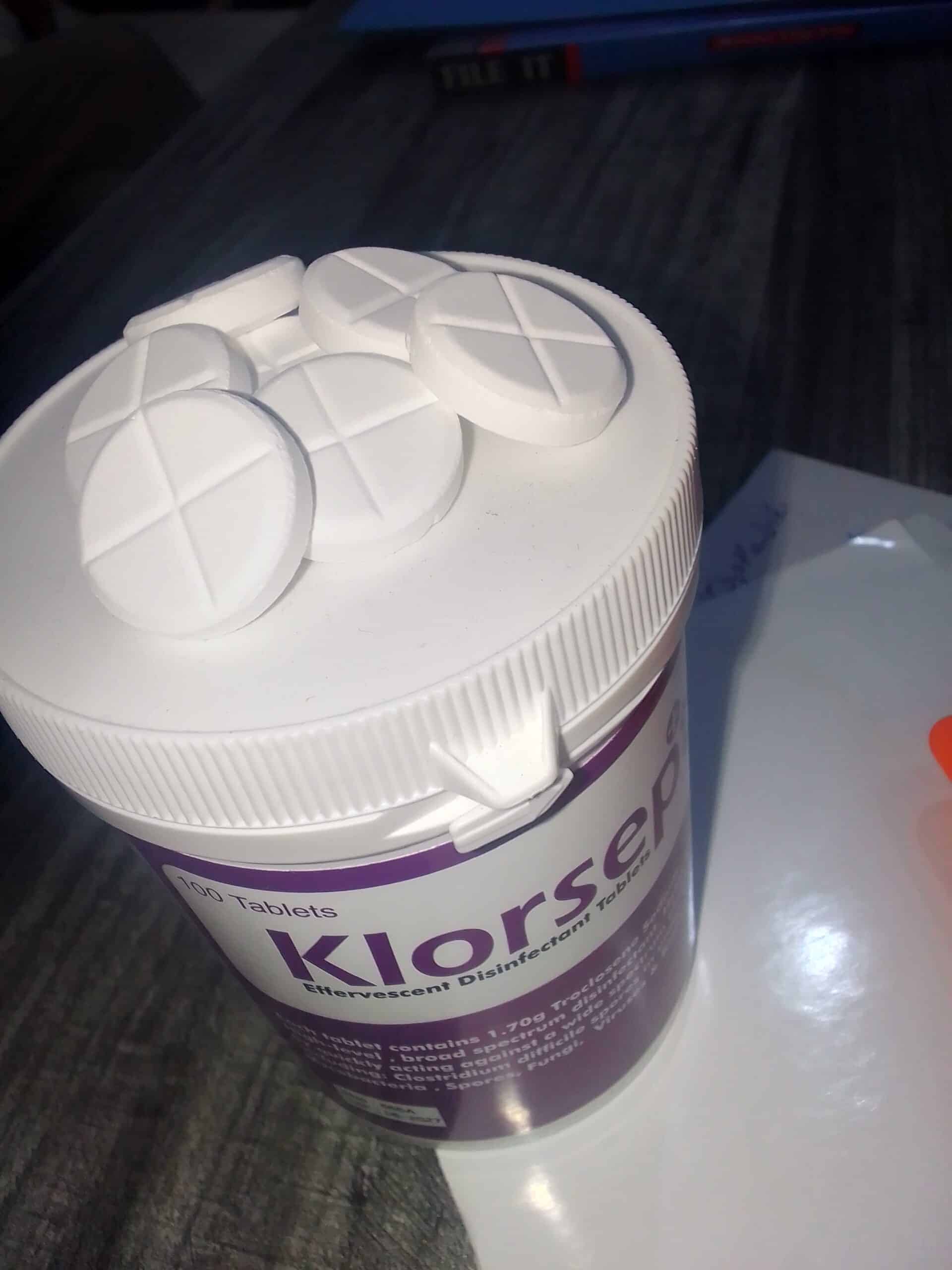 Water purification tablets