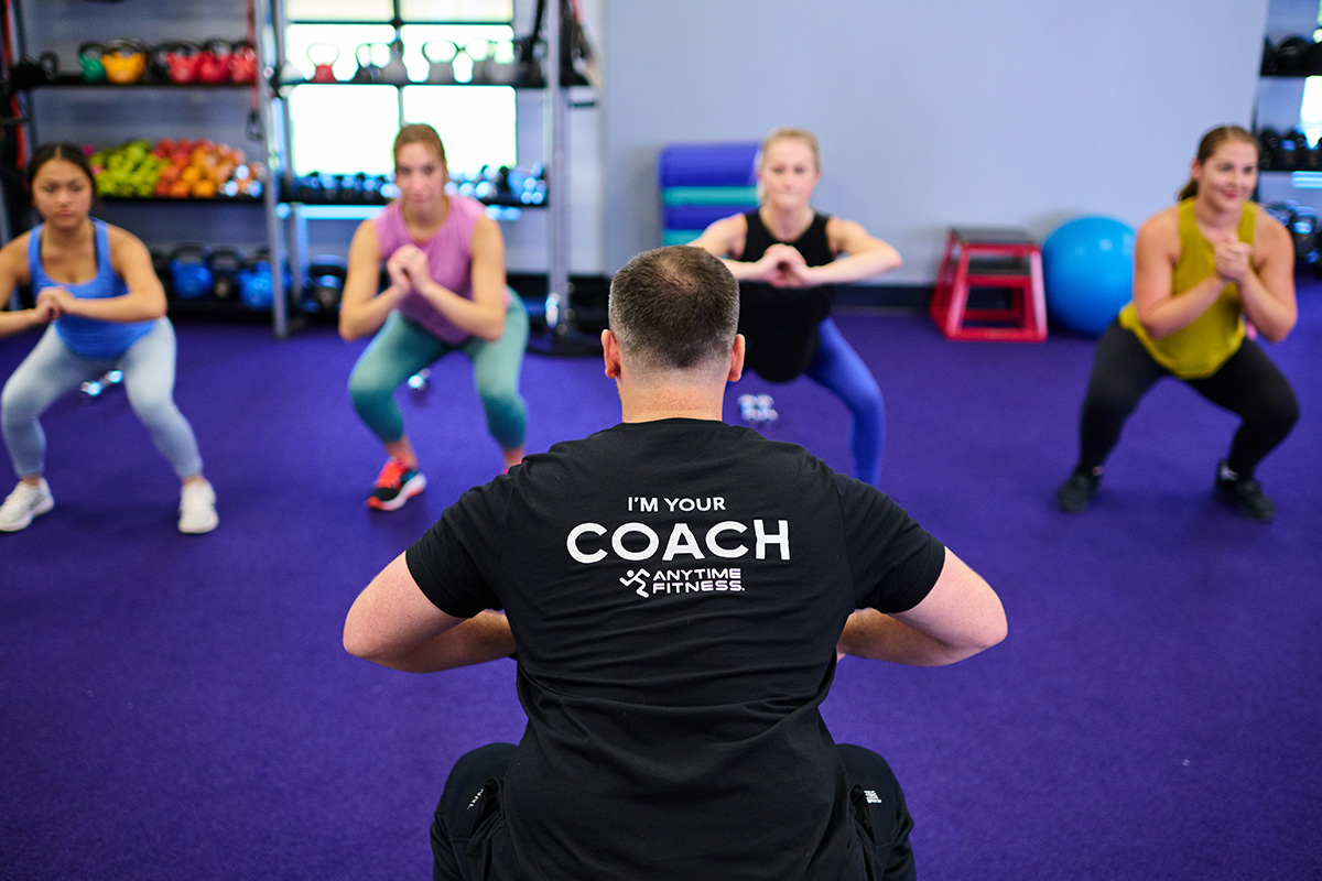 6786c85d59e3e73ad8a104d3_677e69c8923392d6e1816e9b_AF_Blog_HERO_FitnessCoachVSPersonalTrainer