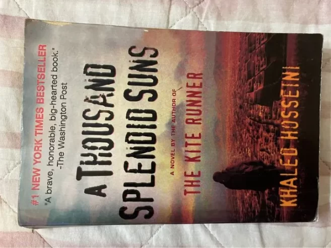A Thousand Splendid Suns By khaled Hosseini